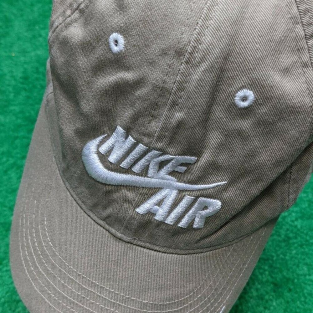 Vintage Nike Air Beige Cotton Baseball Cap with White Logo